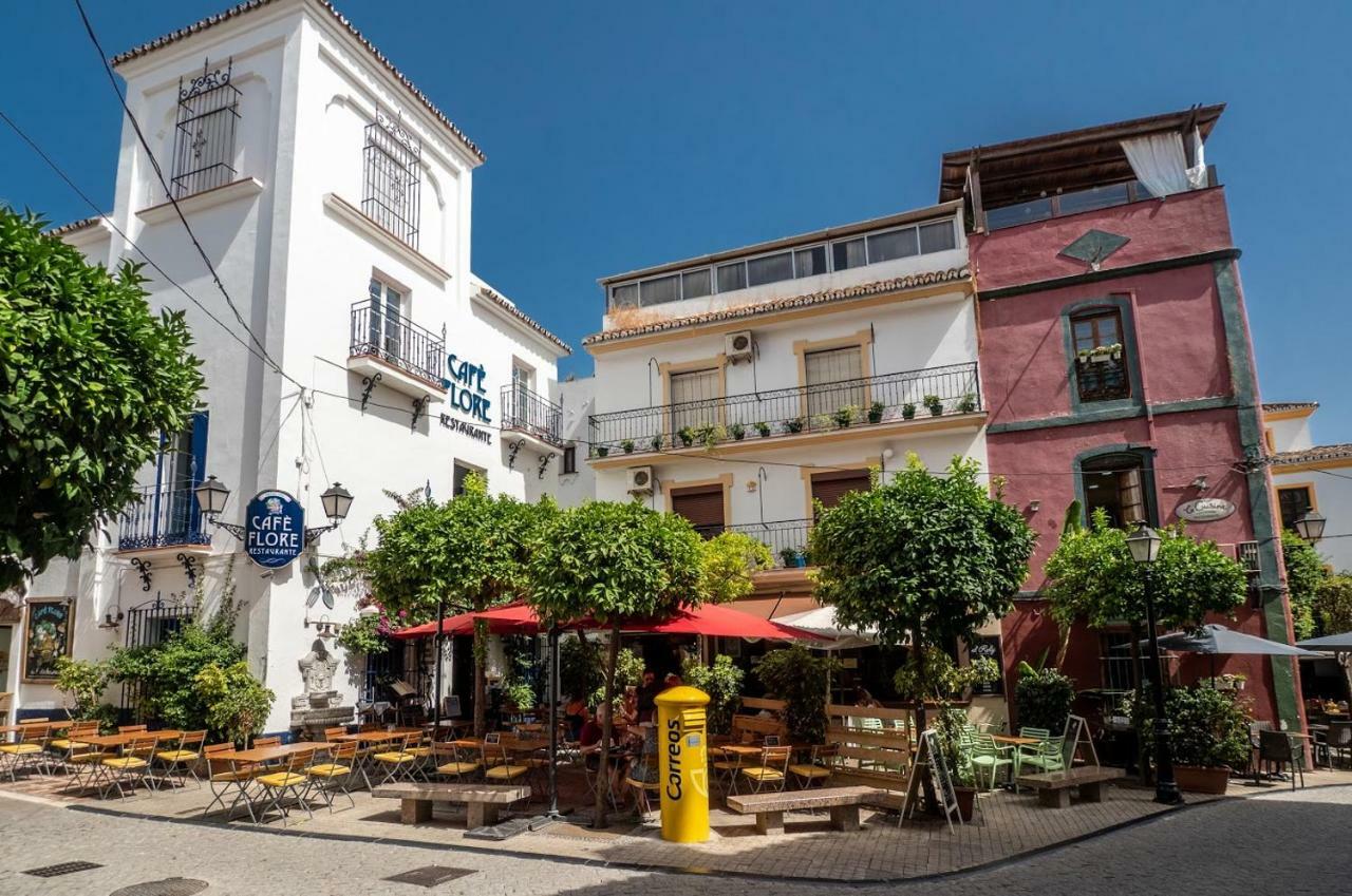 Marbella Old Town : Luxury Townhouse Villa Exterior photo
